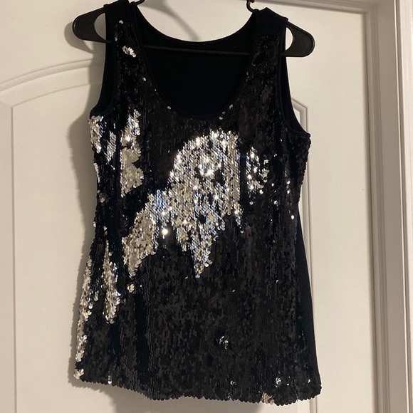 Black and silver sequin tank top. Size medium. Nwot. - Picture 1 of 1